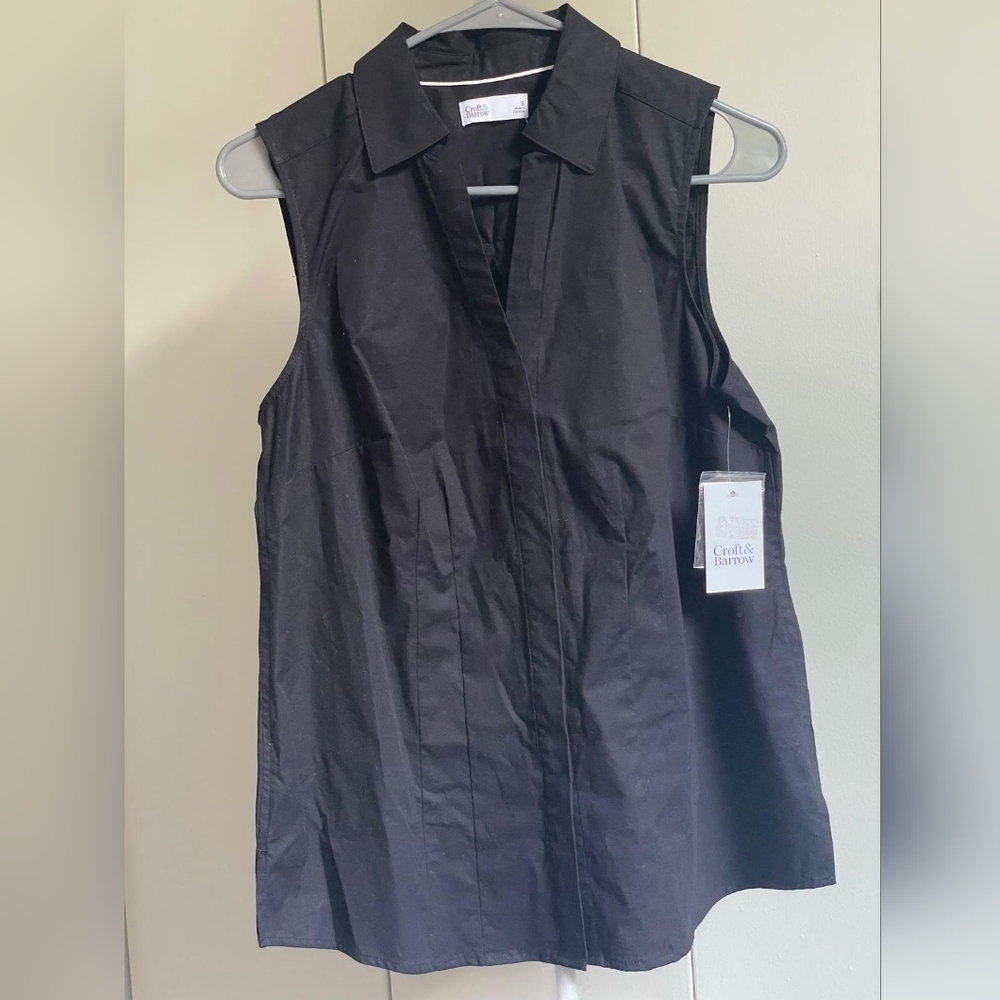 Croft & Barrow Sleeveless Black Button Down Shirt